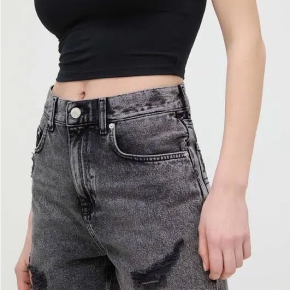Tommy Jean Black Denim Shorts Mom Jean NWT Sz 33